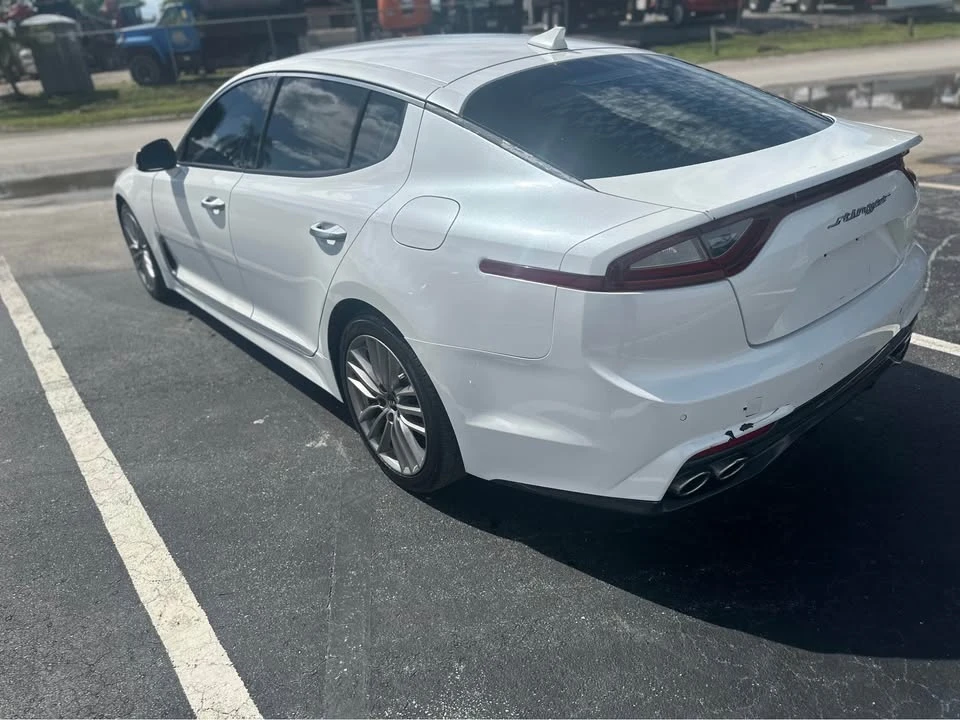 2019 Kia Stinger GT - Image 5 of 13