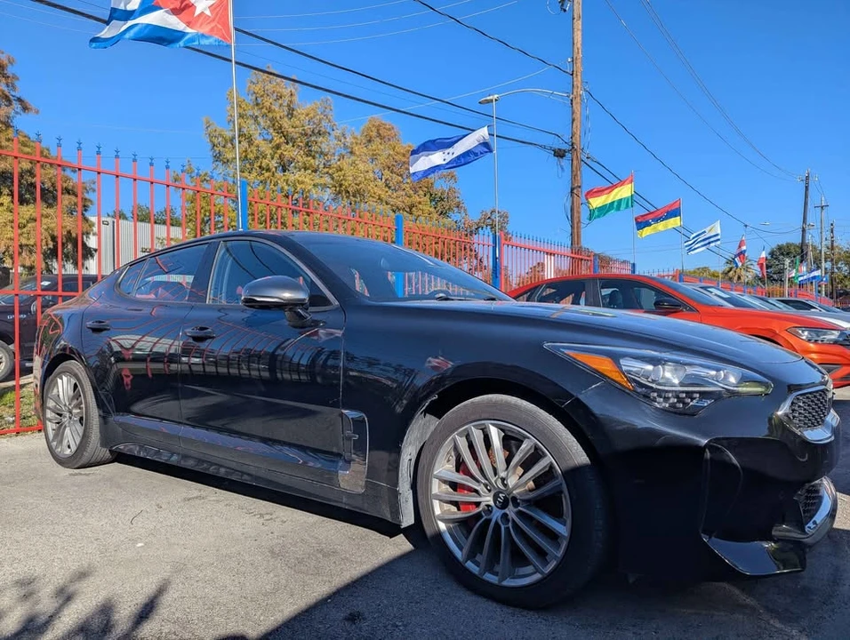 2019 Kia Stinger GT - Image 8 of 9