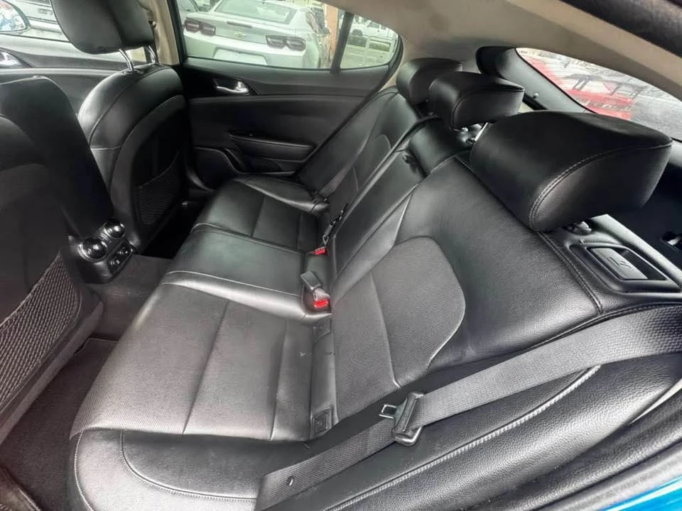 2019 Kia Stinger GT - Image 14 of 20