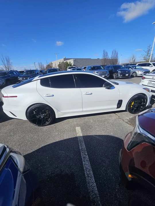 2019 Kia Stinger GT - Image 3 of 10