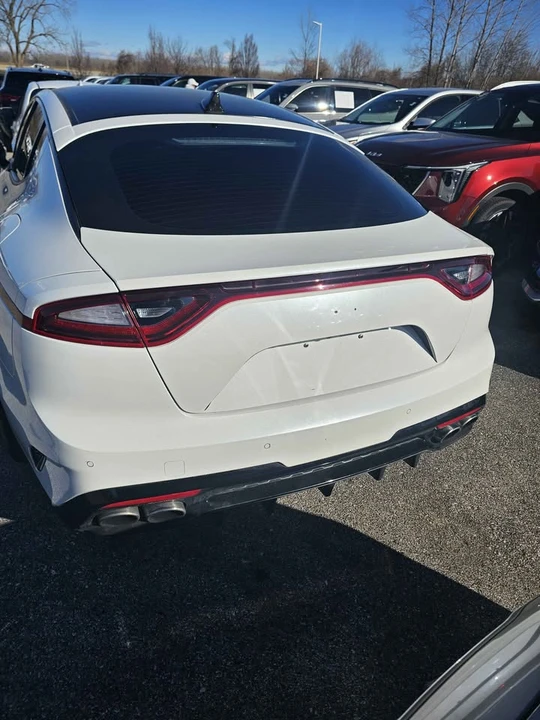 2019 Kia Stinger GT - Image 2 of 10