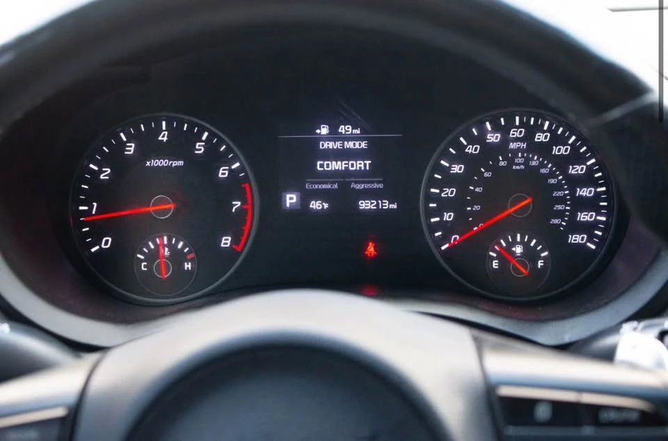 2019 Kia Stinger GT - Image 8 of 14