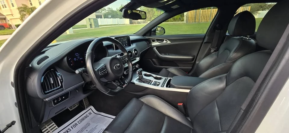 2019 Kia Stinger GT - Image 13 of 18