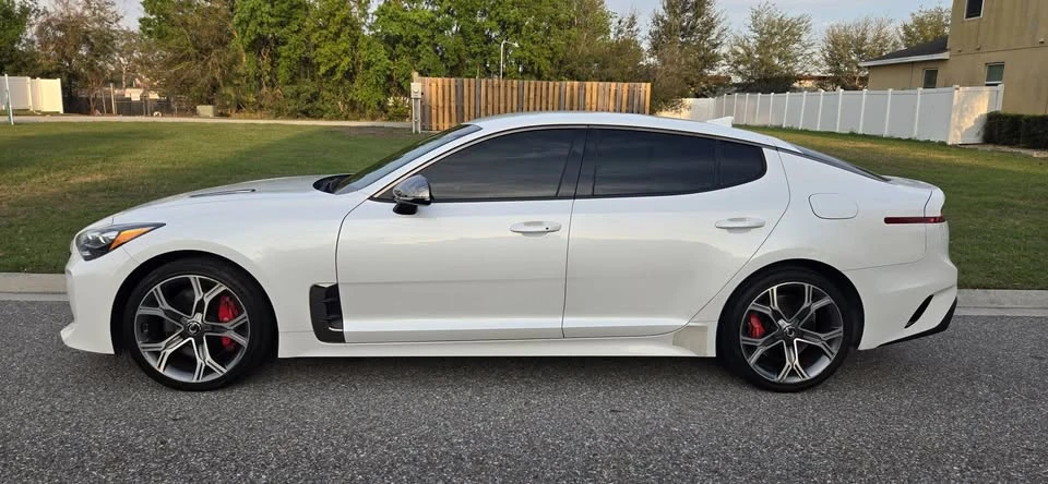 2019 Kia Stinger GT - Image 4 of 18