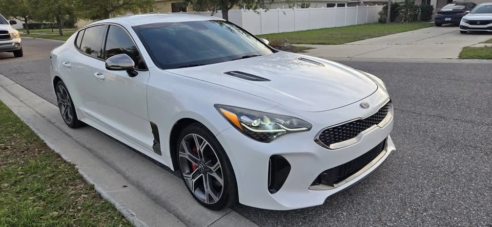 2019 Kia Stinger GT - Image 2 of 18