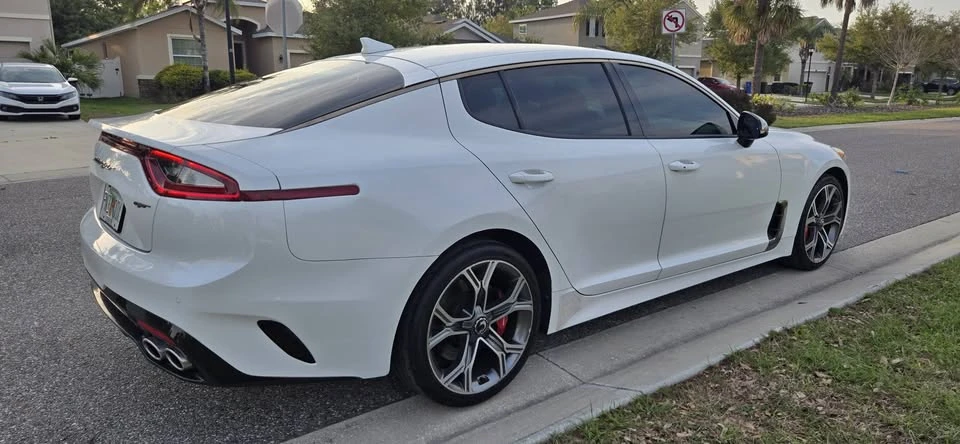 2019 Kia Stinger GT - Image 9 of 18