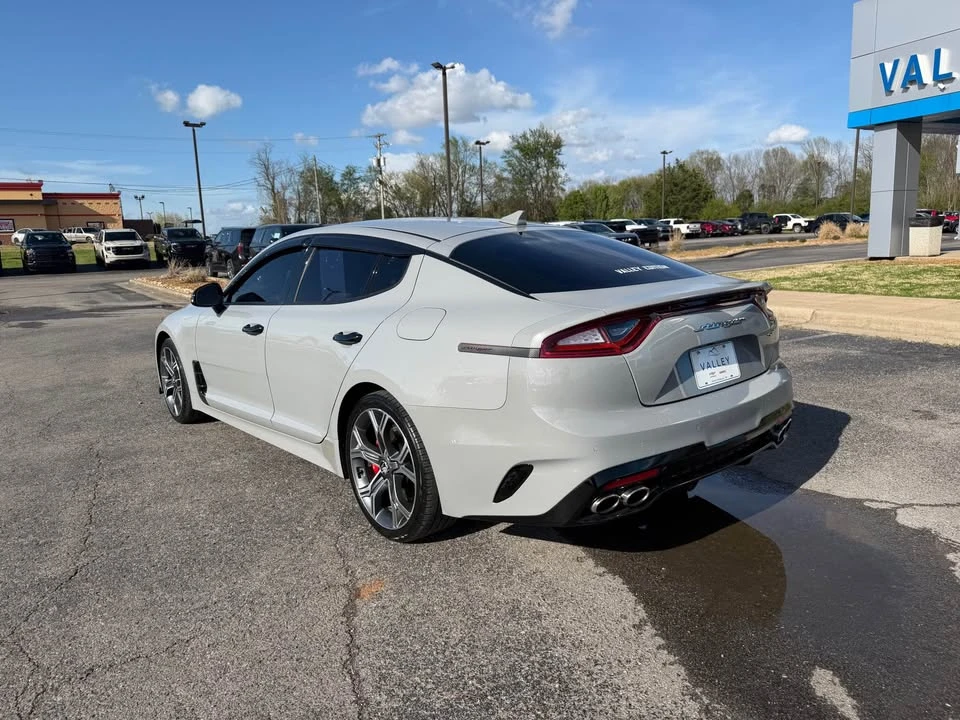 2019 Kia Stinger GT - Image 5 of 12