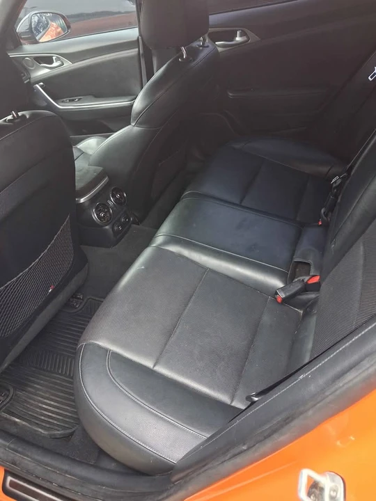 2019 Kia Stinger GT - Image 7 of 8