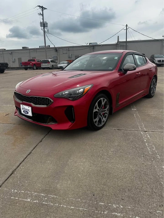 2019 Kia Stinger GT - Image 2 of 13
