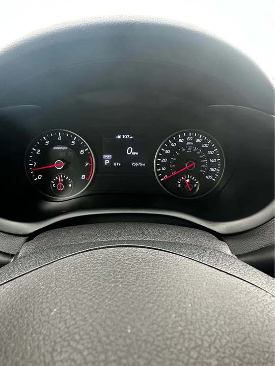 2019 Kia Stinger GT - Image 8 of 13