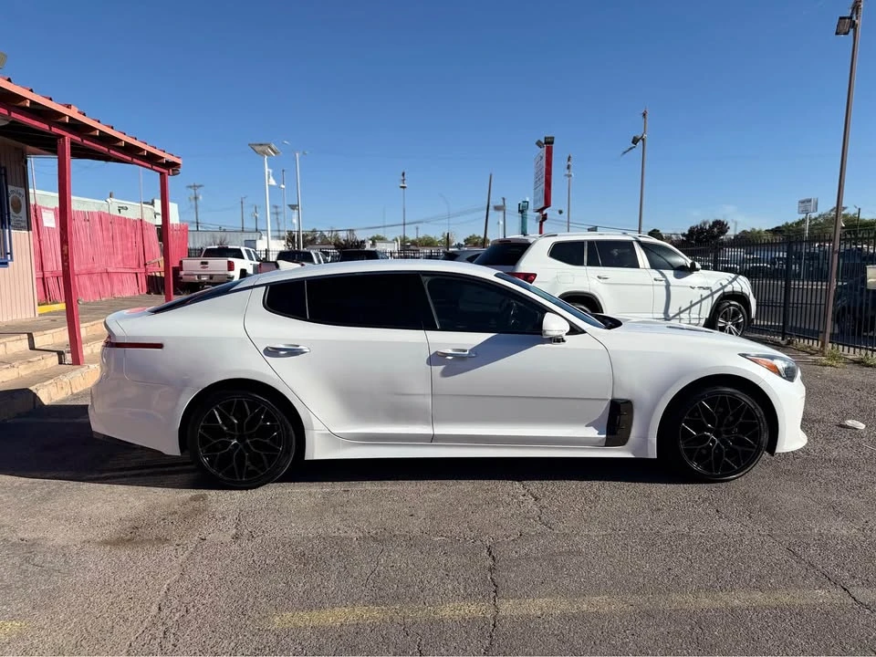 2019 Kia Stinger GT - Image 8 of 13