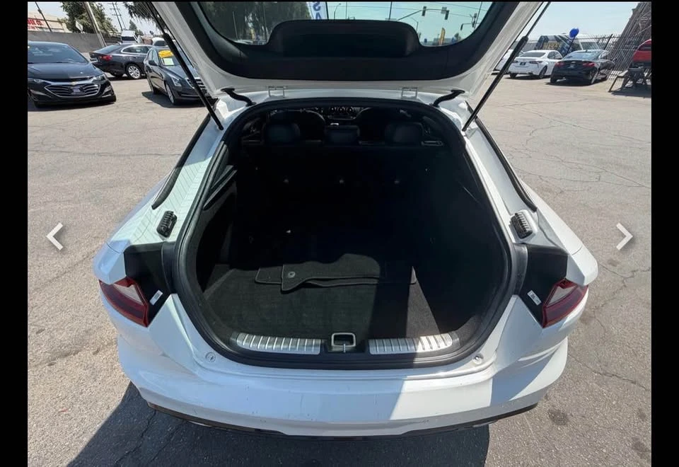 2019 Kia Stinger GT - Image 10 of 11