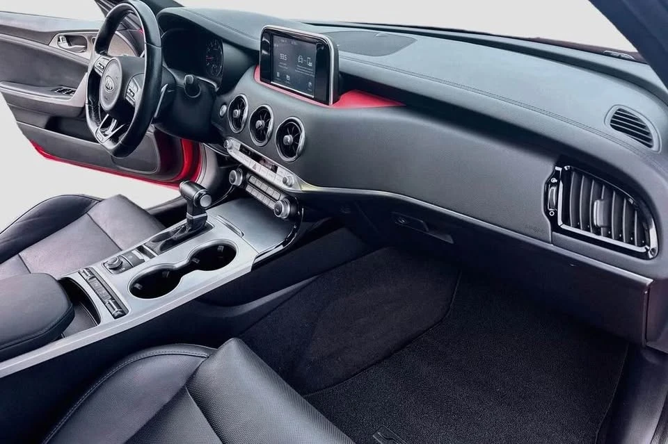 2019 Kia Stinger GT - Image 14 of 14