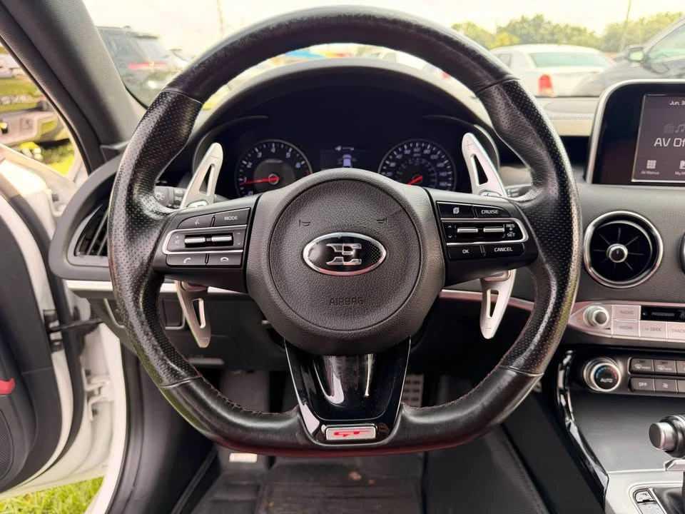 2019 Kia Stinger GT - Image 18 of 20
