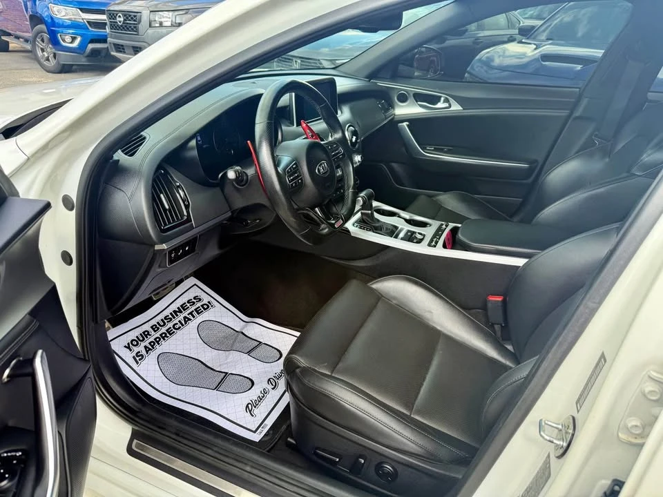 2019 Kia Stinger GT - Image 7 of 12