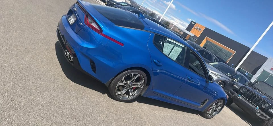 2019 Kia Stinger GT - Image 4 of 12