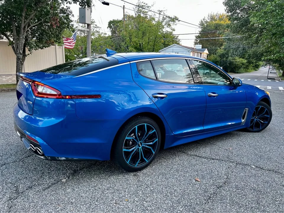 2019 Kia Stinger GT - Image 2 of 3