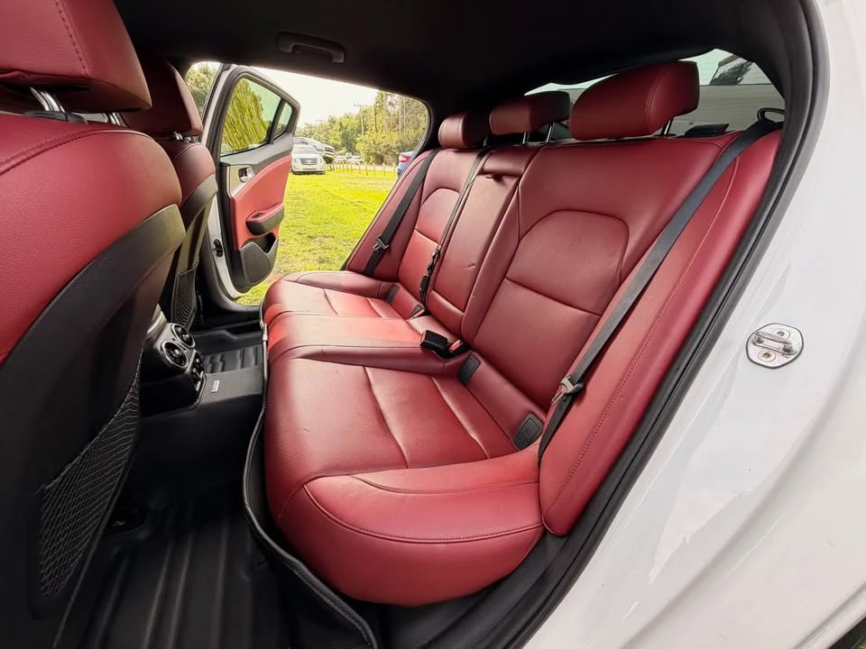 2019 Kia Stinger GT - Image 19 of 20