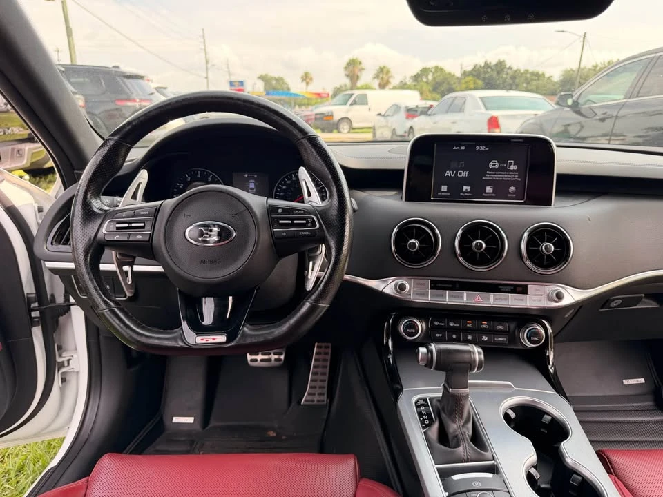 2019 Kia Stinger GT - Image 14 of 20