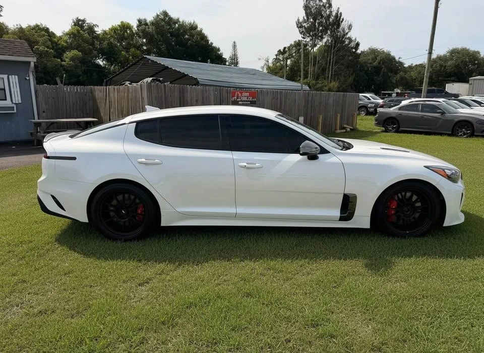 2019 Kia Stinger GT - Image 4 of 20
