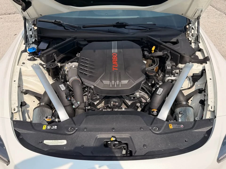 2019 Kia Stinger GT - Image 8 of 20