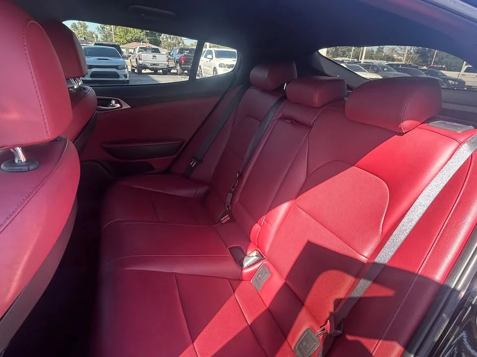 2019 Kia Stinger GT - Image 17 of 20