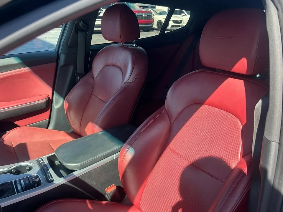 2019 Kia Stinger GT - Image 13 of 20