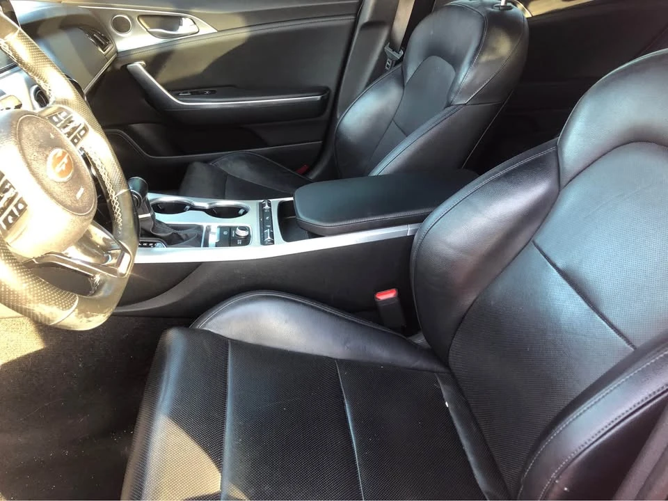 2019 Kia Stinger GT - Image 12 of 15