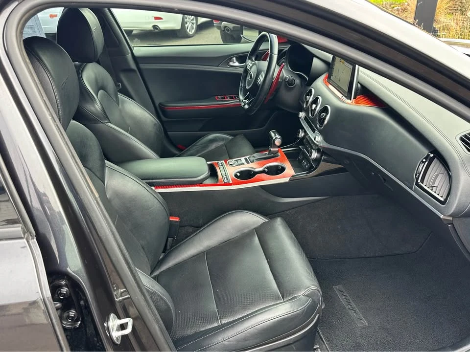 2019 Kia Stinger GT - Image 16 of 16