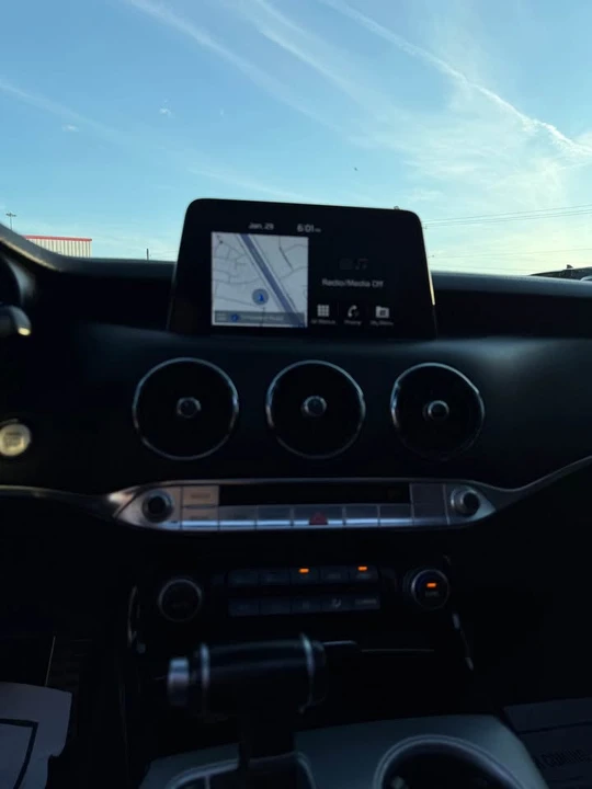 2019 Kia Stinger GT - Image 6 of 8