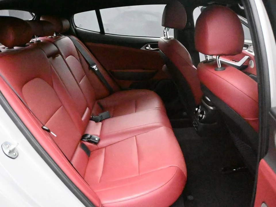 2019 Kia Stinger GT - Image 19 of 19