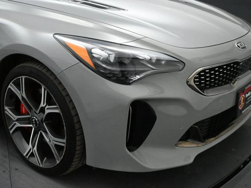 2019 Kia Stinger GT - Image 16 of 19