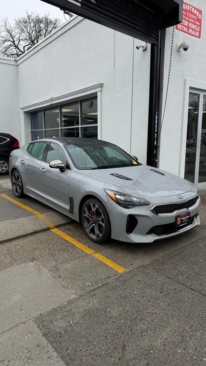 2019 Kia Stinger GT - Image 2 of 9
