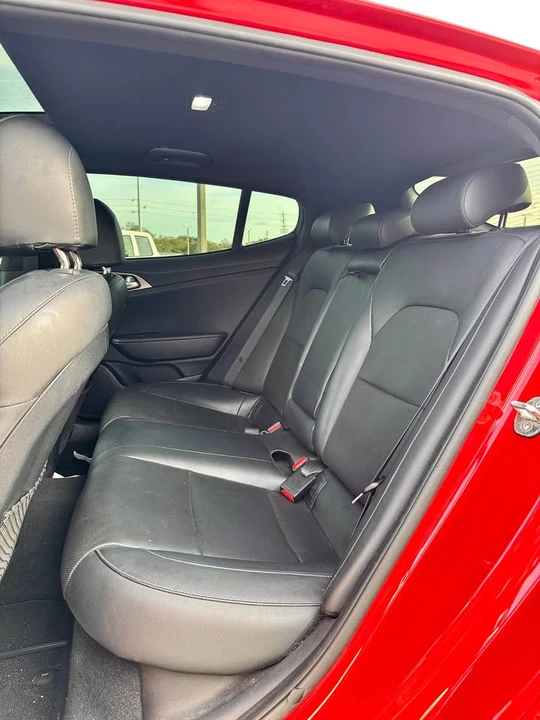 2019 Kia Stinger GT - Image 18 of 19