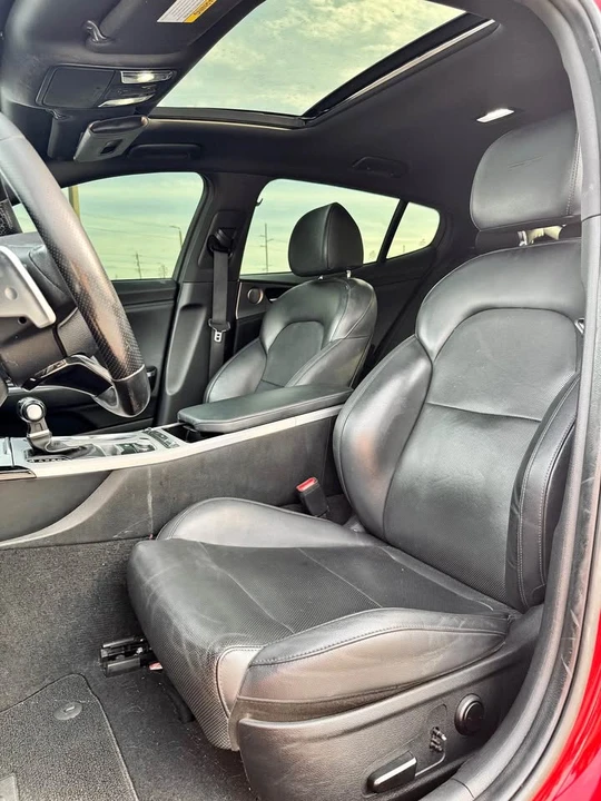 2019 Kia Stinger GT - Image 17 of 19