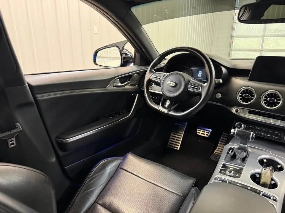 2019 Kia Stinger GT - Image 2 of 13