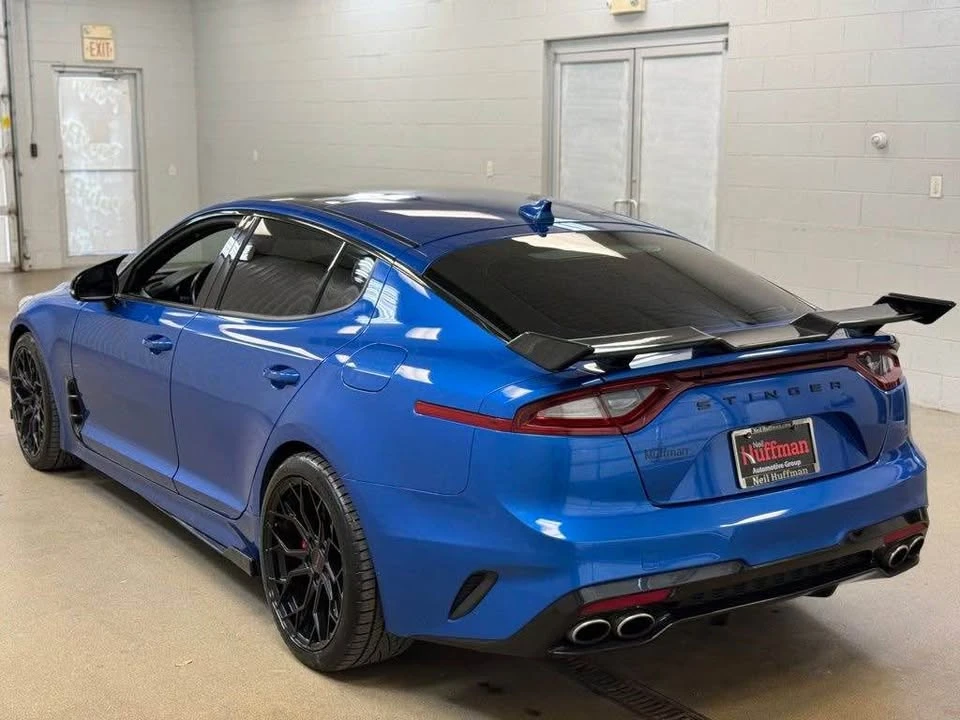 2019 Kia Stinger GT - Image 8 of 13