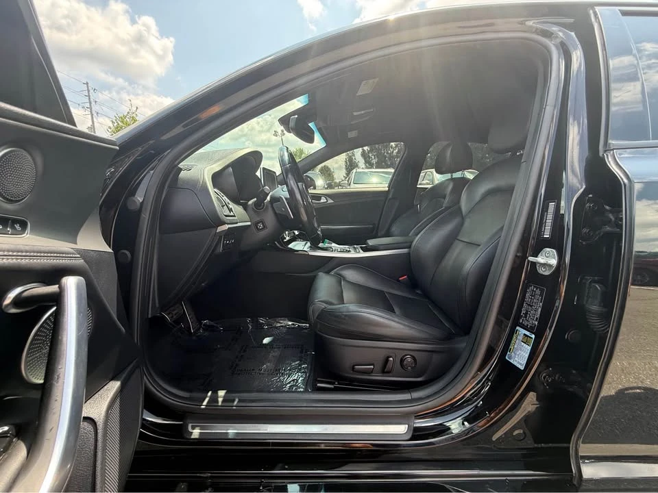 2019 Kia Stinger GT - Image 10 of 20
