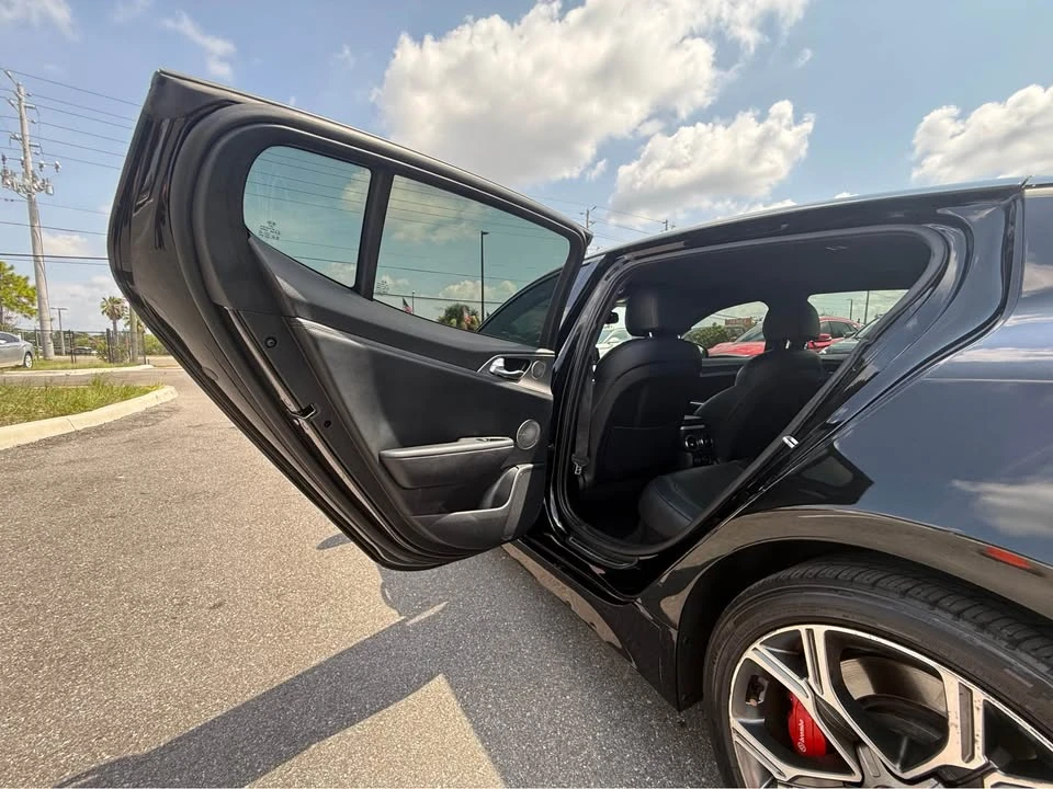 2019 Kia Stinger GT - Image 11 of 20
