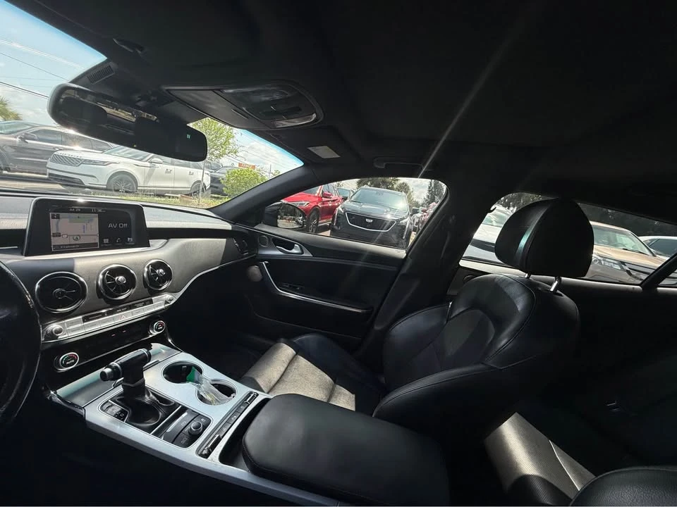 2019 Kia Stinger GT - Image 15 of 20