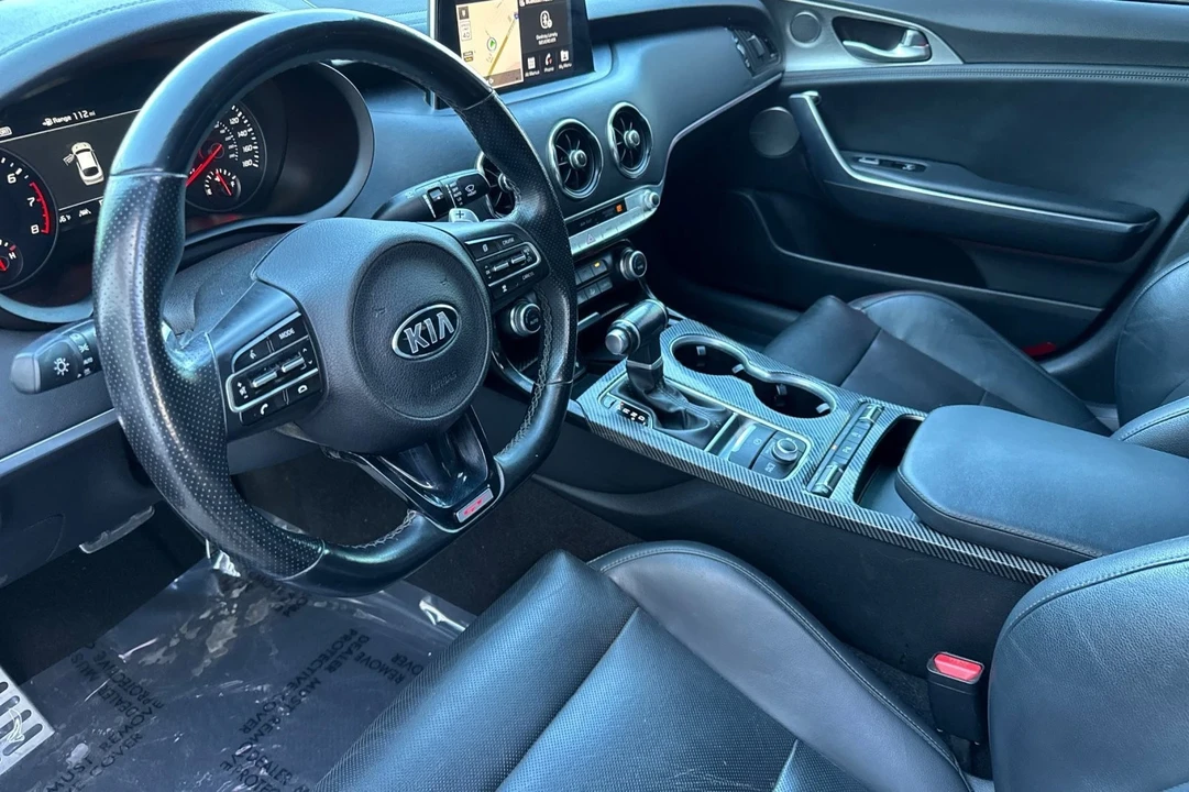 2019 Kia Stinger GT - Image 10 of 12