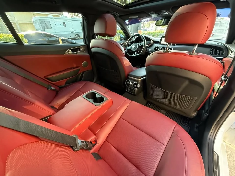2019 Kia Stinger GT - Image 15 of 20