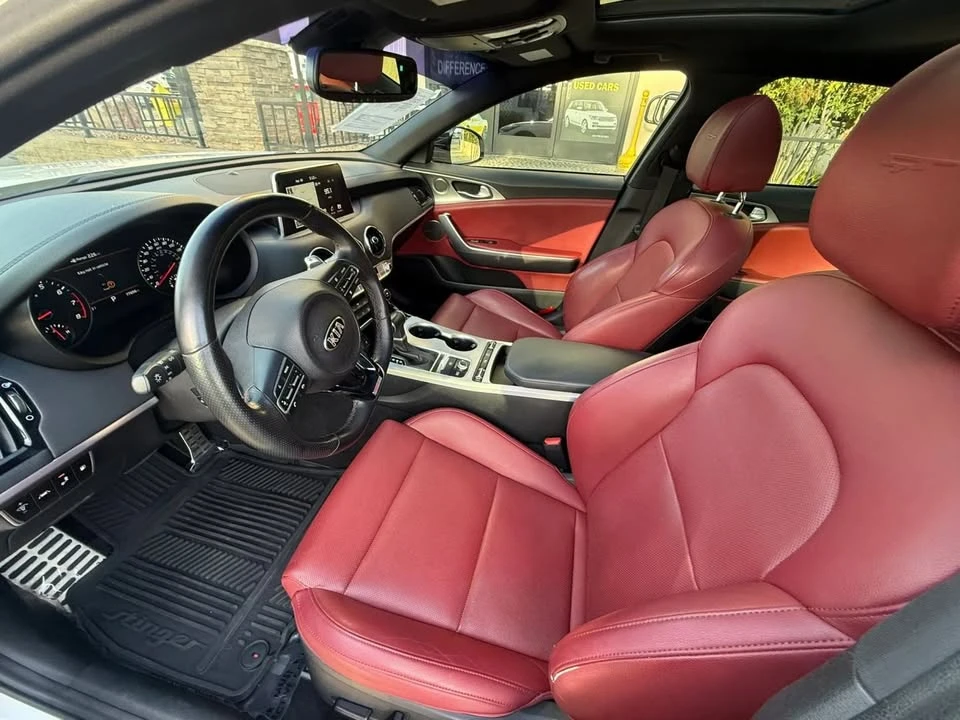 2019 Kia Stinger GT - Image 12 of 20