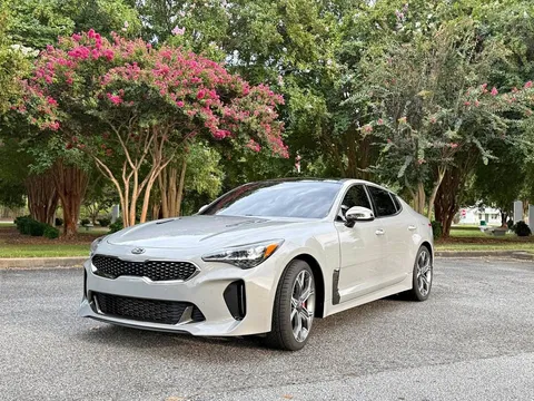 2019 Kia Stinger GT1