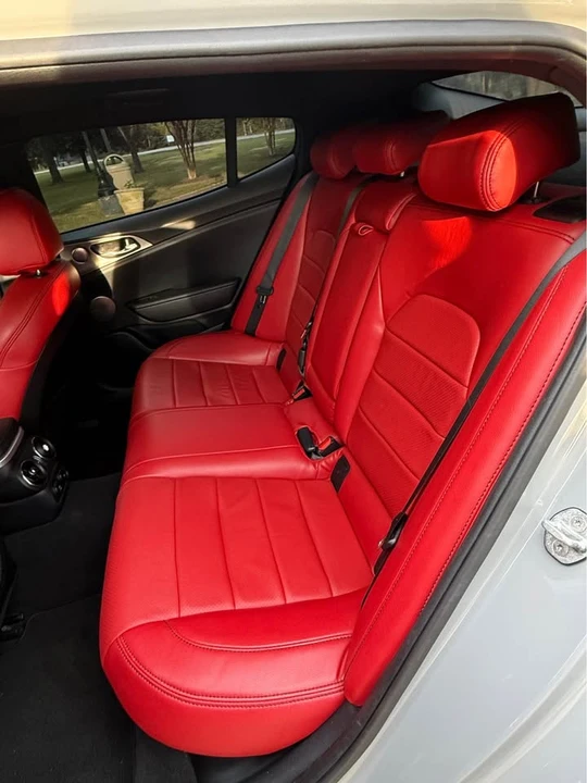 2019 Kia Stinger - Image 12 of 14