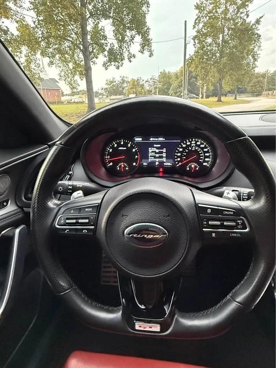 2019 Kia Stinger - Image 14 of 14