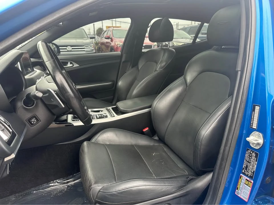 2019 Kia Stinger GT - Image 12 of 16