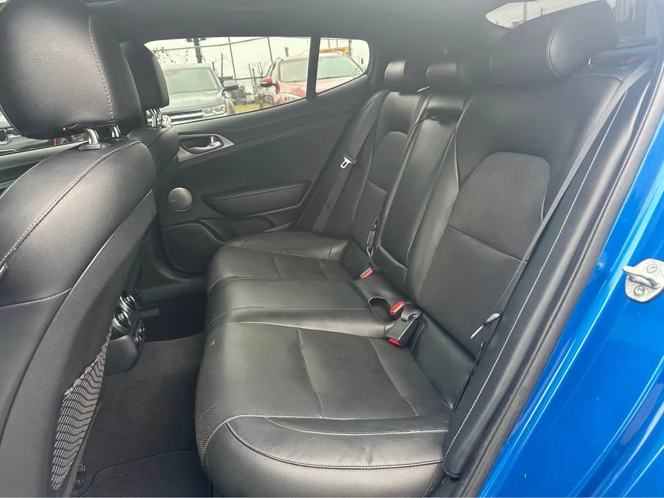 2019 Kia Stinger GT - Image 13 of 16