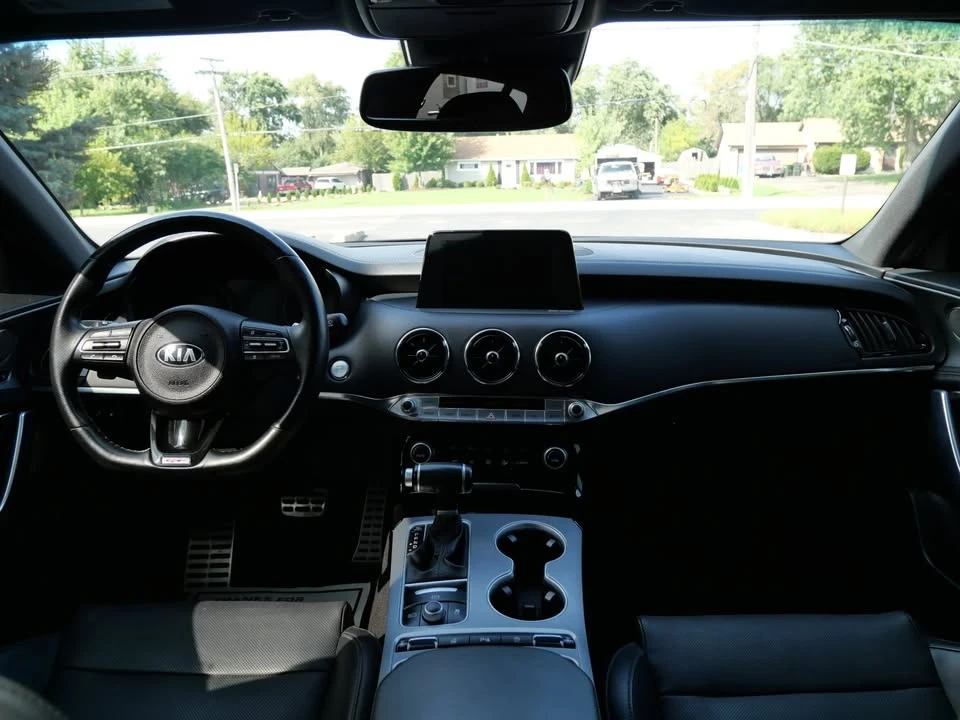 2019 Kia Stinger GT - Image 8 of 20