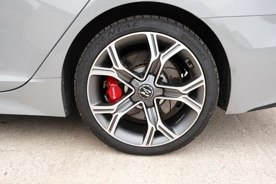 2019 Kia Stinger GT - Image 14 of 20